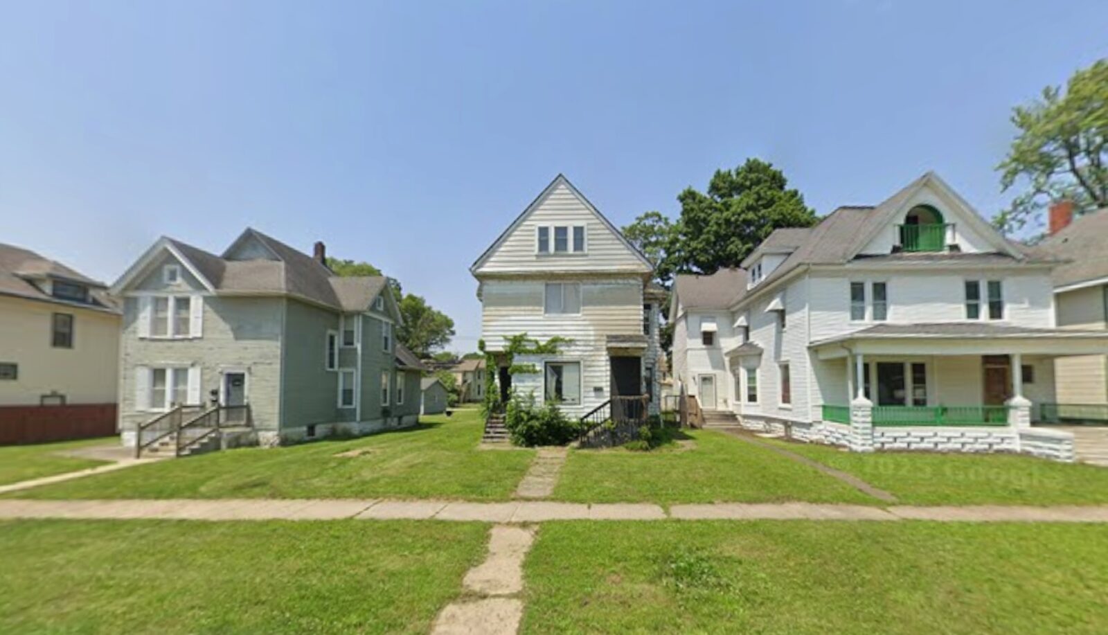 427-431 S Chicago Ave